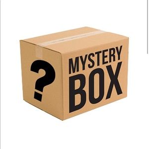 SWEATER MYSTERY BOX